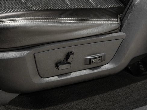 Used 2014 RAM 1500 Sport image 41