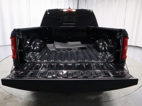 Used 2025 RAM 1500 Laramie w/ Sport Appearance Package AWD/4WD image 16