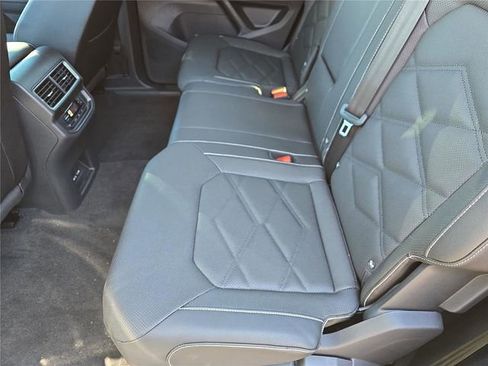 New 2026 Volkswagen Atlas SE image 12