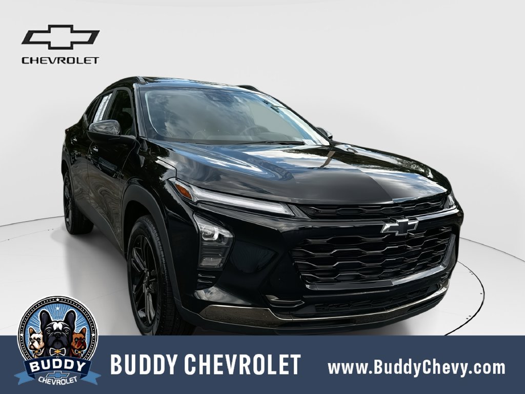 Used 2024 Chevrolet Trax ACTIV w/ Sunroof Package FWD image 1