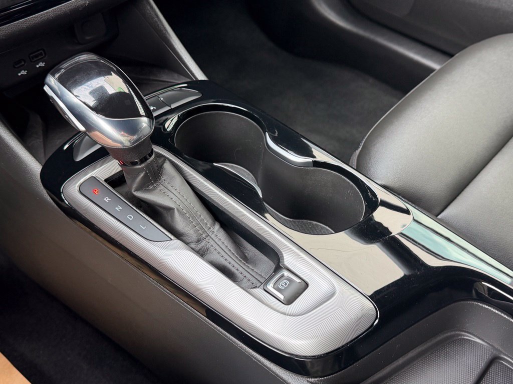 Used 2024 Buick Envista Sport Touring w/ Convenience II Package FWD image 15