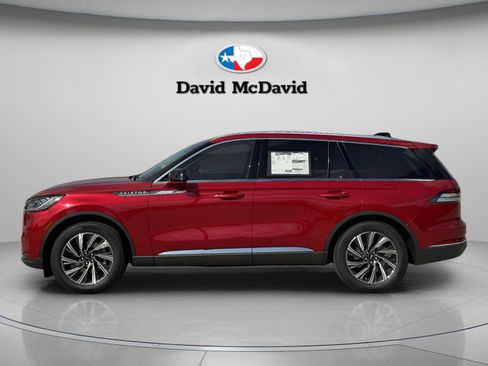 New 2026 Lincoln Aviator 2WD image 4