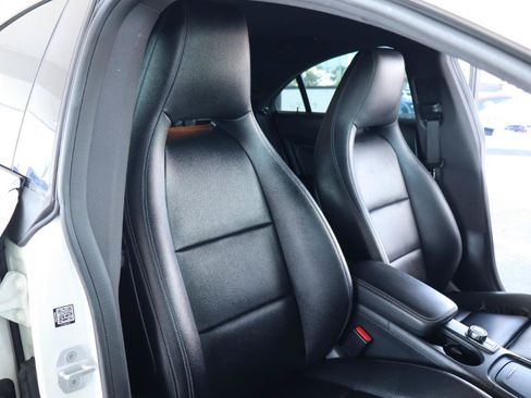 Used 2016 Mercedes-Benz CLA 250 image 38