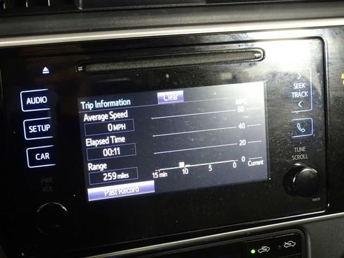 Used 2017 Toyota Corolla SE image 28