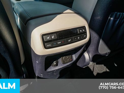 Used 2023 Hyundai Palisade Limited AWD/4WD image 56