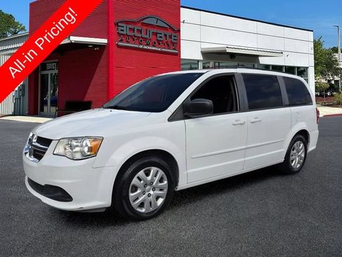 Used 2016 Dodge Grand Caravan SE w/ Quick Order Package 29E SE FWD image 1
