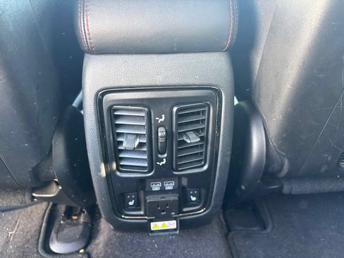 Used 2018 Dodge Durango R/T w/ Trailer Tow Group IV AWD/4WD image 18