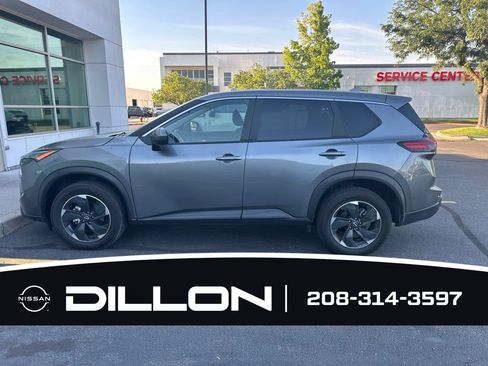 Used 2025 Nissan Rogue SV AWD/4WD image 6