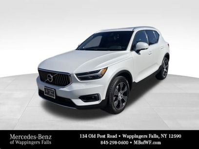Used 2022 Volvo XC40 T5 Inscription w/ Climate Package
