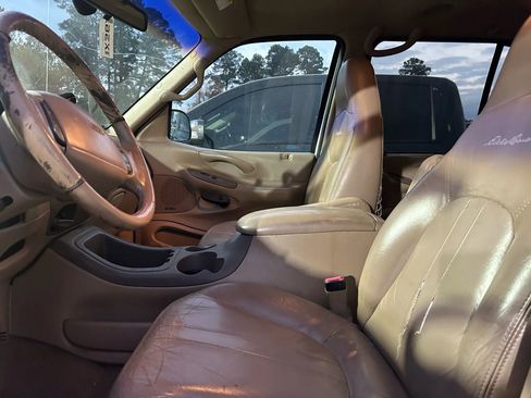 Used 1998 Ford Expedition Eddie Bauer image 10