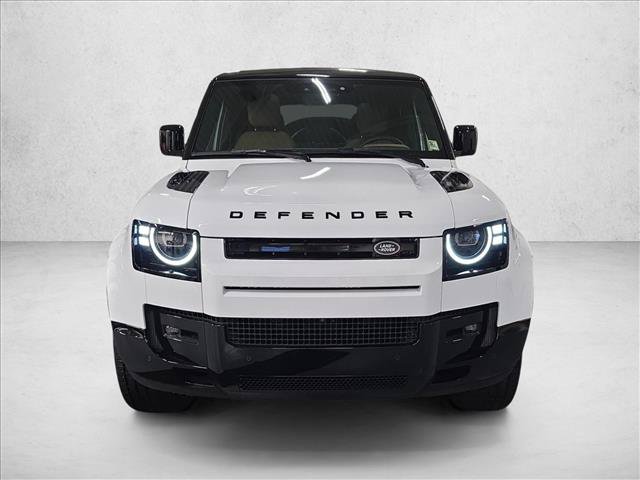 New 2026 Land Rover Defender 110 X-Dynamic SE AWD/4WD image 2