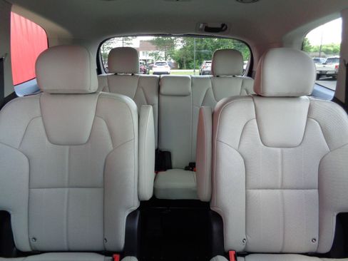 Used 2021 Kia Telluride EX w/ EX Premium Package AWD/4WD image 9