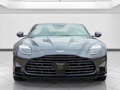 New 2026 Aston Martin Vanquish Convertible RWD image 11