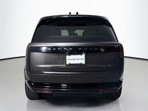 Certified 2025 Land Rover Range Rover SE AWD/4WD image 6