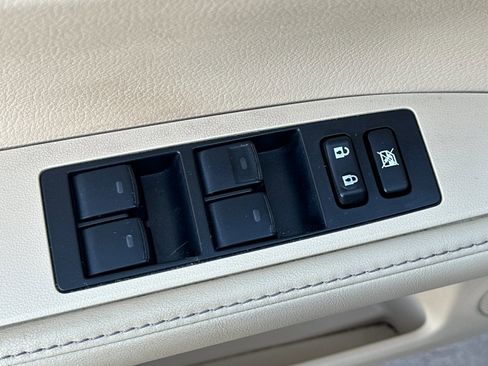 Used 2014 Lexus ES 350 w/ Premium Package image 12