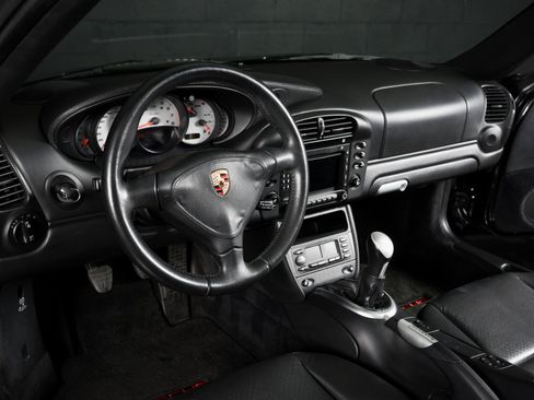 Used 2004 Porsche 911 Turbo AWD/4WD image 4