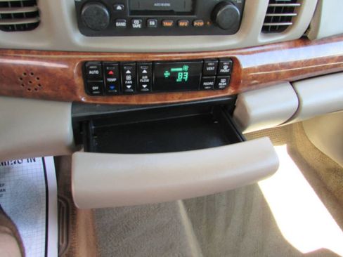 Used 2003 Buick Le Sabre Limited FWD image 31