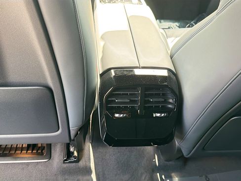 New 2026 BMW iX xDrive45 w/ M Sport Package image 21