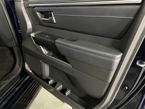 Used 2024 Toyota Sequoia Platinum image 32