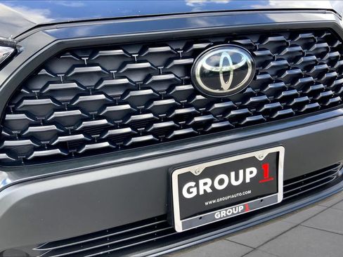 Used 2024 Toyota Corolla Cross L FWD image 29