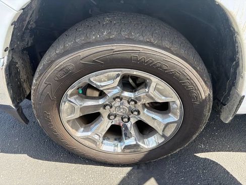 Used 2020 RAM 1500 Big Horn AWD/4WD image 32
