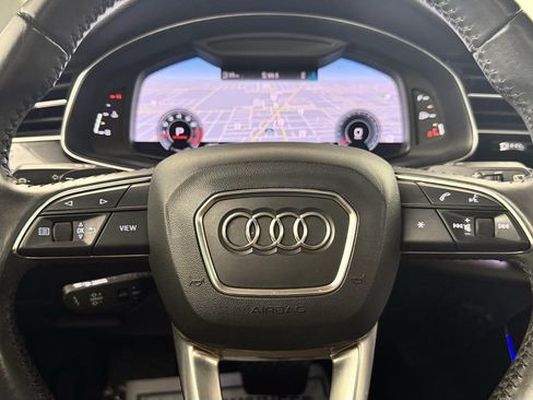 Used 2020 Audi Q8 Premium Plus w/ Premium Plus Package AWD/4WD image 17