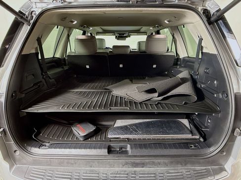 Used 2024 Toyota Sequoia Limited RWD image 27
