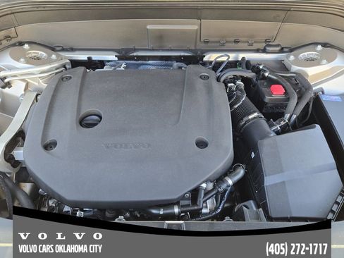 Used 2025 Volvo XC90 B6 Ultra w/ Protection Package Premier image 30