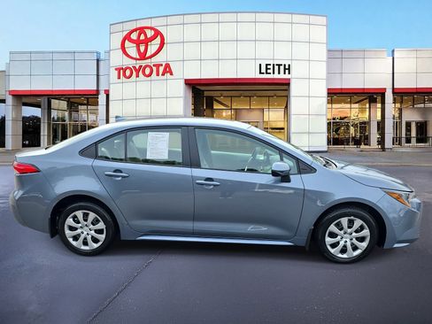 Used 2026 Toyota Corolla LE image 4