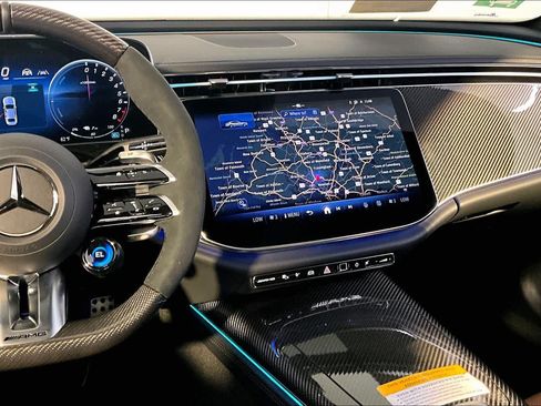 New 2026 Mercedes-Benz E 53 AMG e 4MATIC Sedan image 8