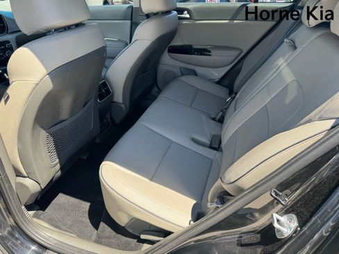 Used 2019 Kia Sportage EX w/ EX Premium Package FWD image 12
