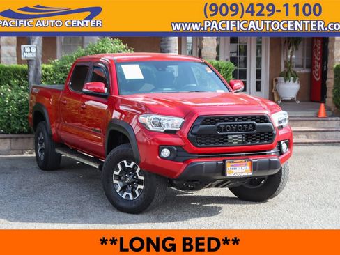 Used 2023 Toyota Tacoma TRD Off-Road w/ Advanced Technology Package AWD/4WD image 1