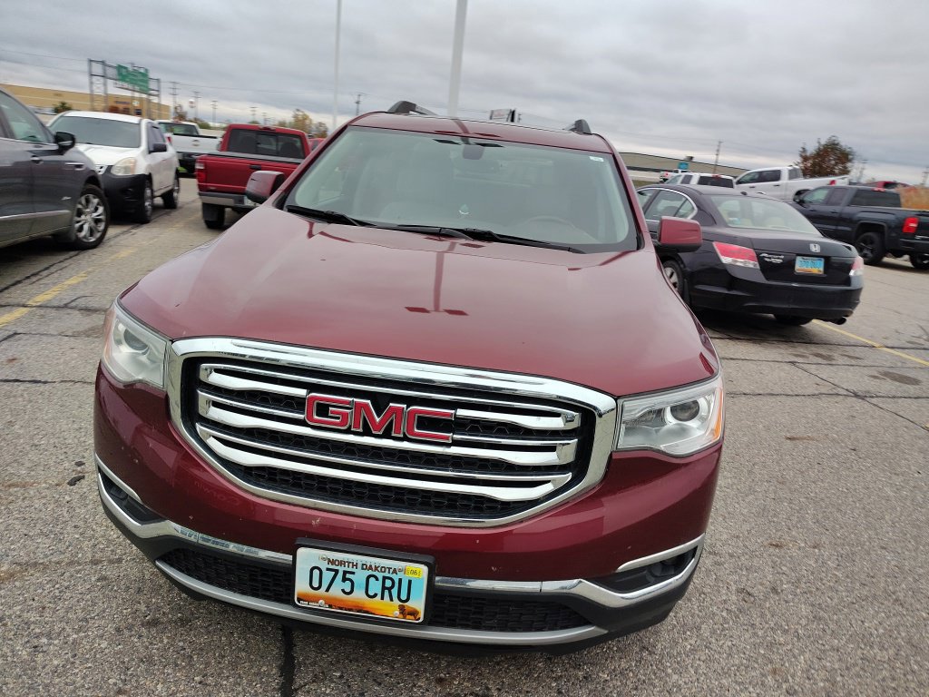 Used 2017 GMC Acadia SLT AWD/4WD image 2