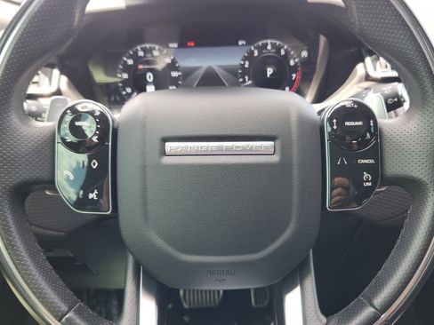 Used 2019 Land Rover Range Rover Velar R-Dynamic SE AWD/4WD image 7