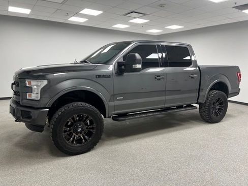 Used 2015 Ford F150 Lariat w/ Equipment Group 502A Luxury image 5