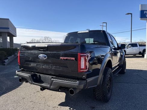 Used 2019 Ford F150 Raptor image 5