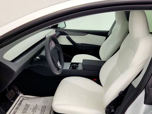 Used 2026 Tesla Model Y Long Range image 23