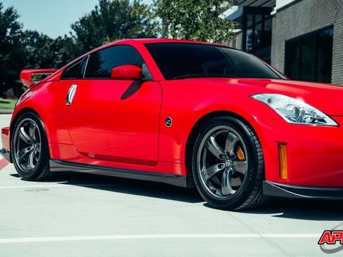 Used 2008 Nissan 350Z NISMO RWD image 59