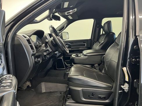 Used 2020 RAM 2500 Laramie w/ Night Edition image 3