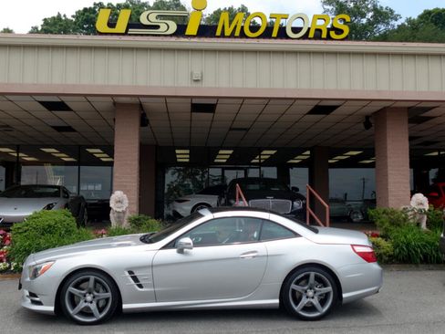 Used 2013 Mercedes-Benz SL 550 image 4
