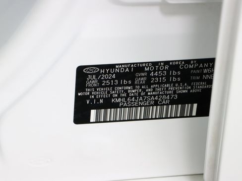Used 2025 Hyundai Sonata SEL FWD image 30