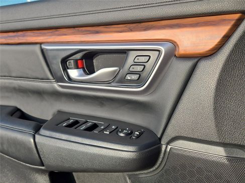 Used 2022 Honda CR-V EX-L image 16
