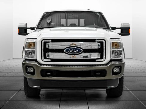 Used 2016 Ford F250 King Ranch w/ FX4 Off-Road Package AWD/4WD image 6