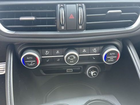 New 2025 Alfa Romeo Giulia AWD w/ Driving Assist Package image 21