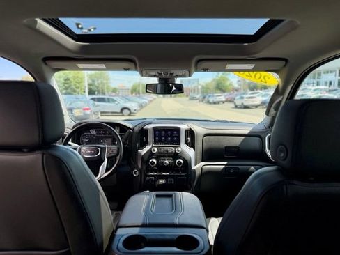Used 2020 GMC Sierra 1500 SLT w/ SLT Premium Plus Package AWD/4WD image 31