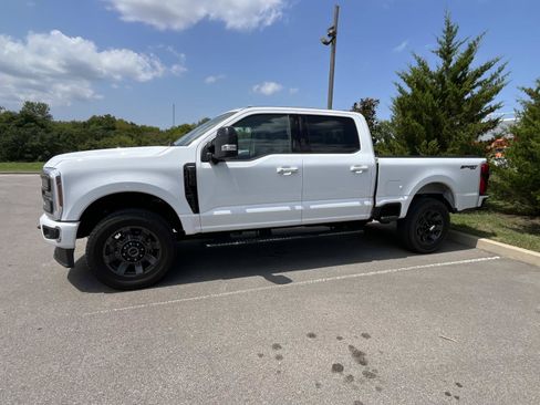 Used 2024 Ford F250 Lariat w/ Sport Appearance Package AWD/4WD image 5