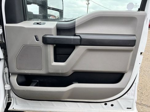 Used 2017 Ford F350 XL w/ Power Equipment Group image 29