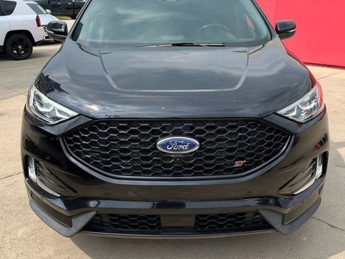 Used 2020 Ford Edge ST w/ Equipment Group 401A AWD/4WD image 2