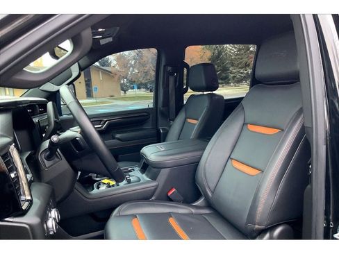 Used 2024 GMC Sierra 2500 AT4 w/ Technology Package image 26