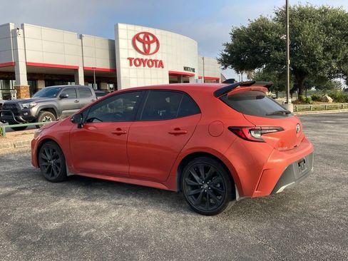 Used 2026 Toyota Corolla XSE FWD image 6